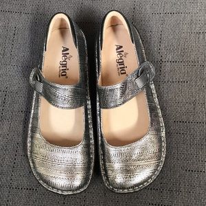 Alegria Paloma clogs